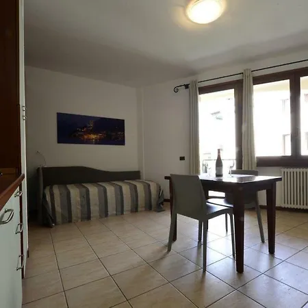 Apartment Angolo Lake Studio *
